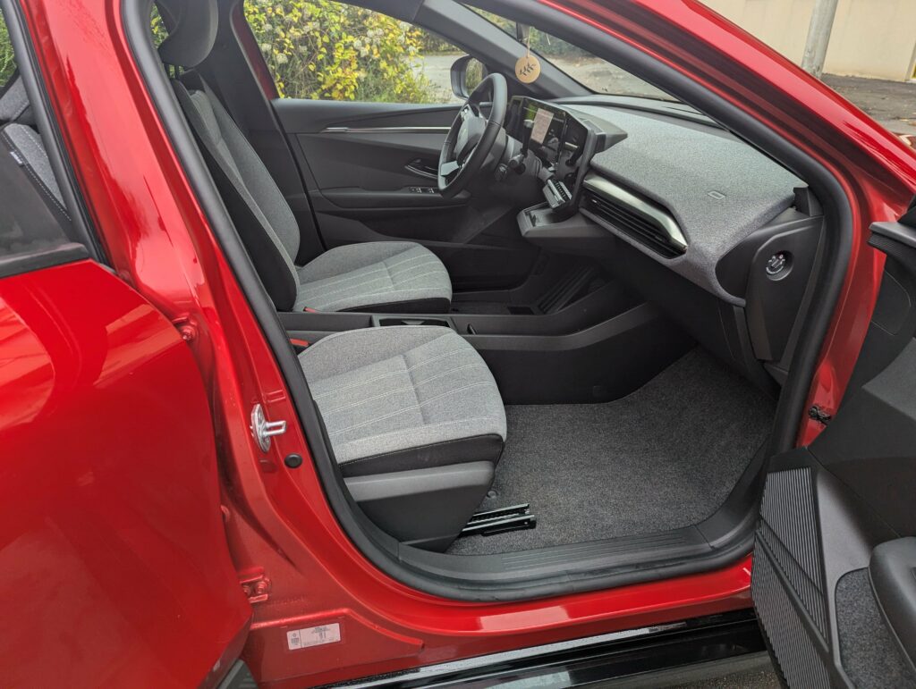 Nettoyage intérieur de voiture à Metz – habitacle propre et soigné pour particuliers